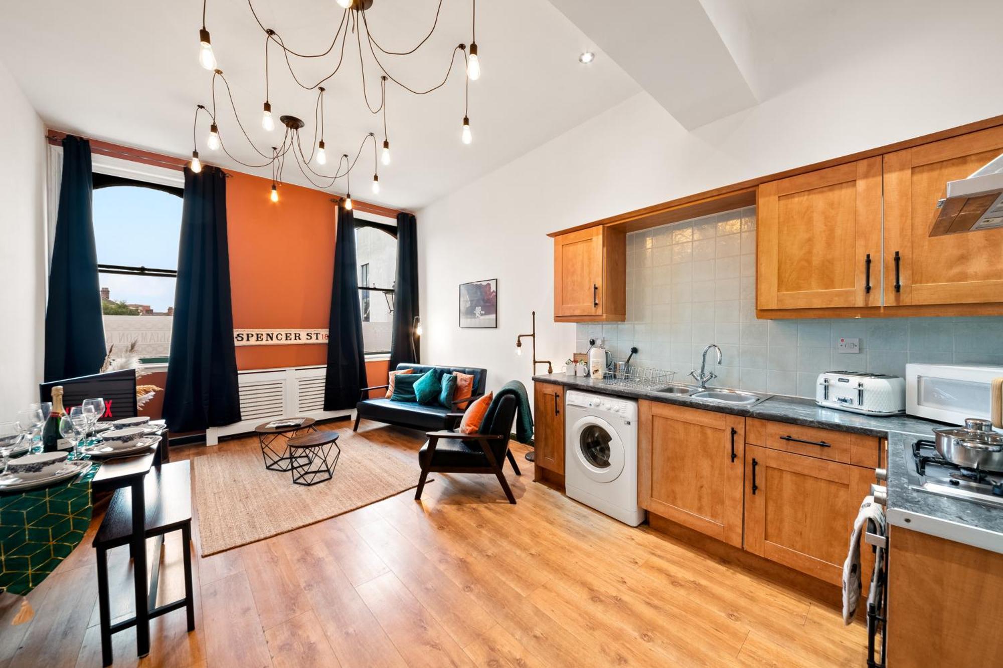 Spacious Birmingham City Apartment Εξωτερικό φωτογραφία