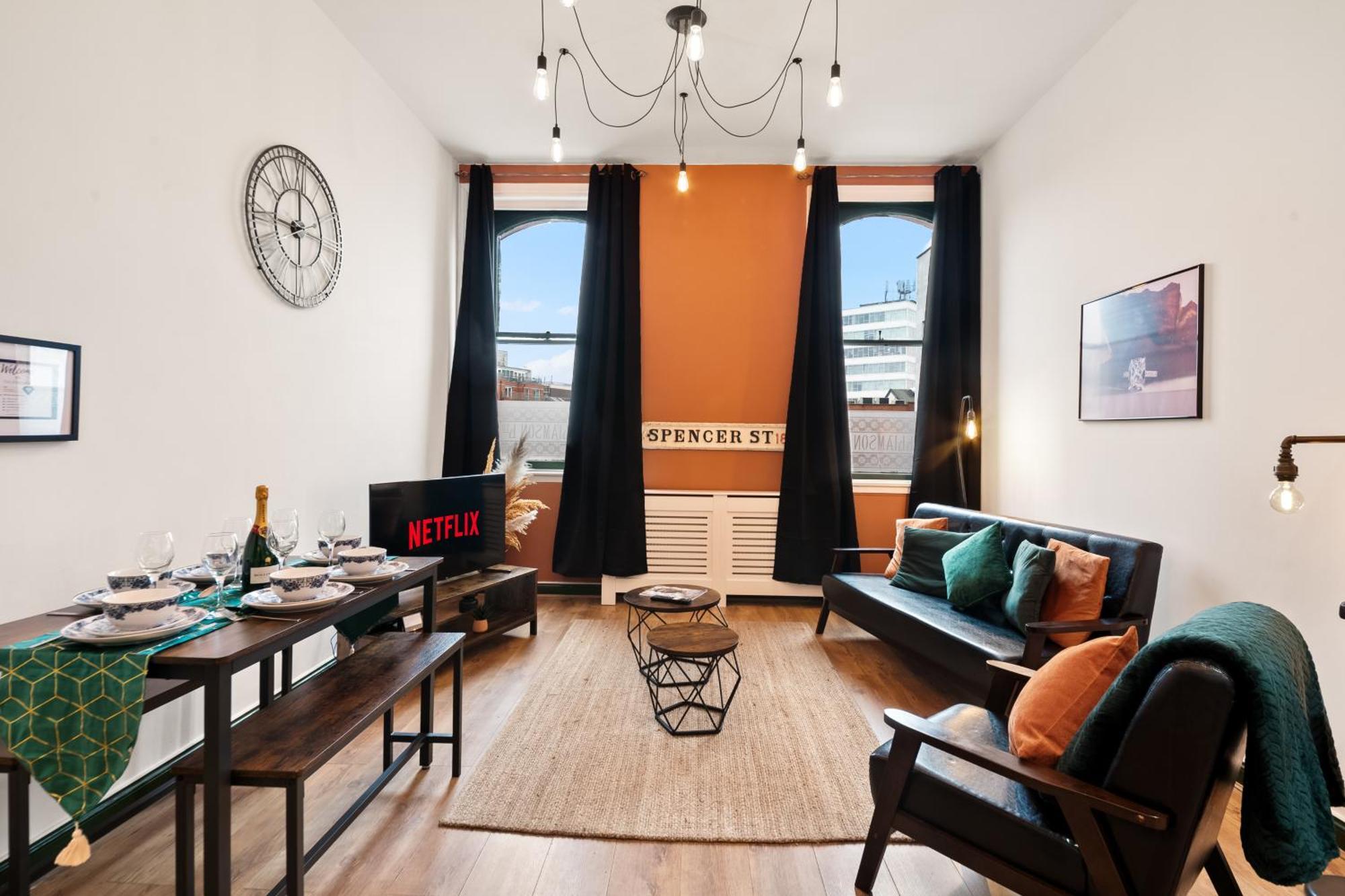 Spacious Birmingham City Apartment Εξωτερικό φωτογραφία